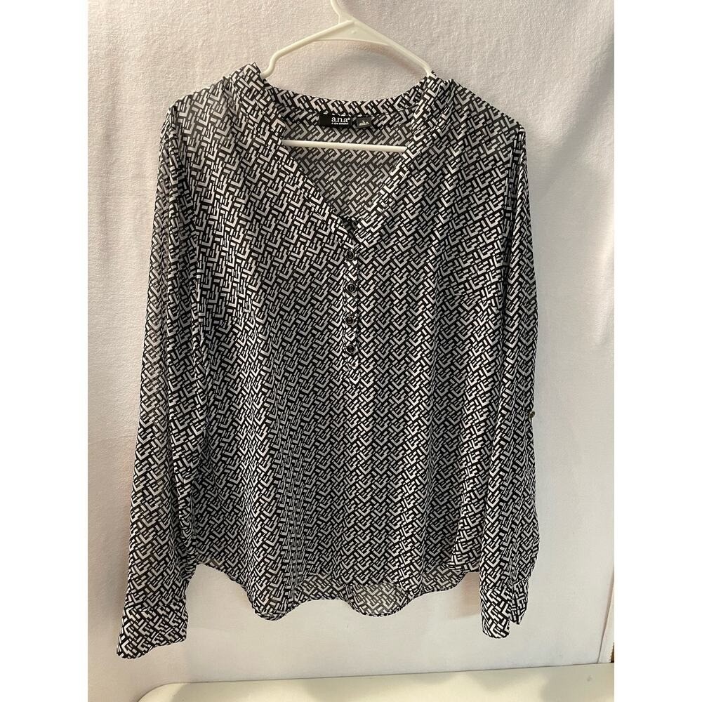 a.n.a a new approach long sleeve blouse large v-neck‎ black white design women's